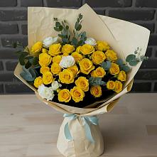 Букет цветов из:  Розы в Лермонтове