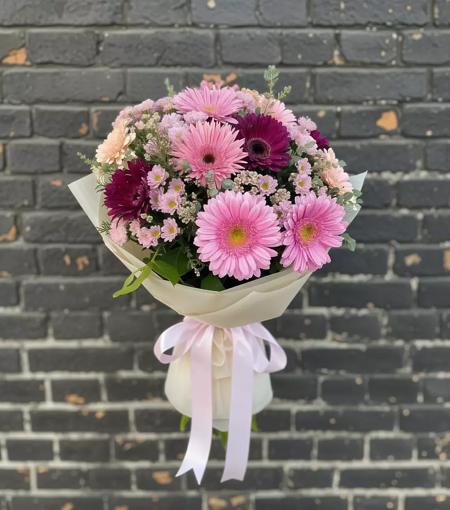 Букет цветов из: Герберы и Хризантемы в Лермонтове