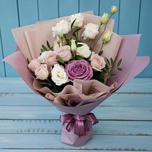 Букет цветов из:  Розы и Лизиантусы в Лермонтове