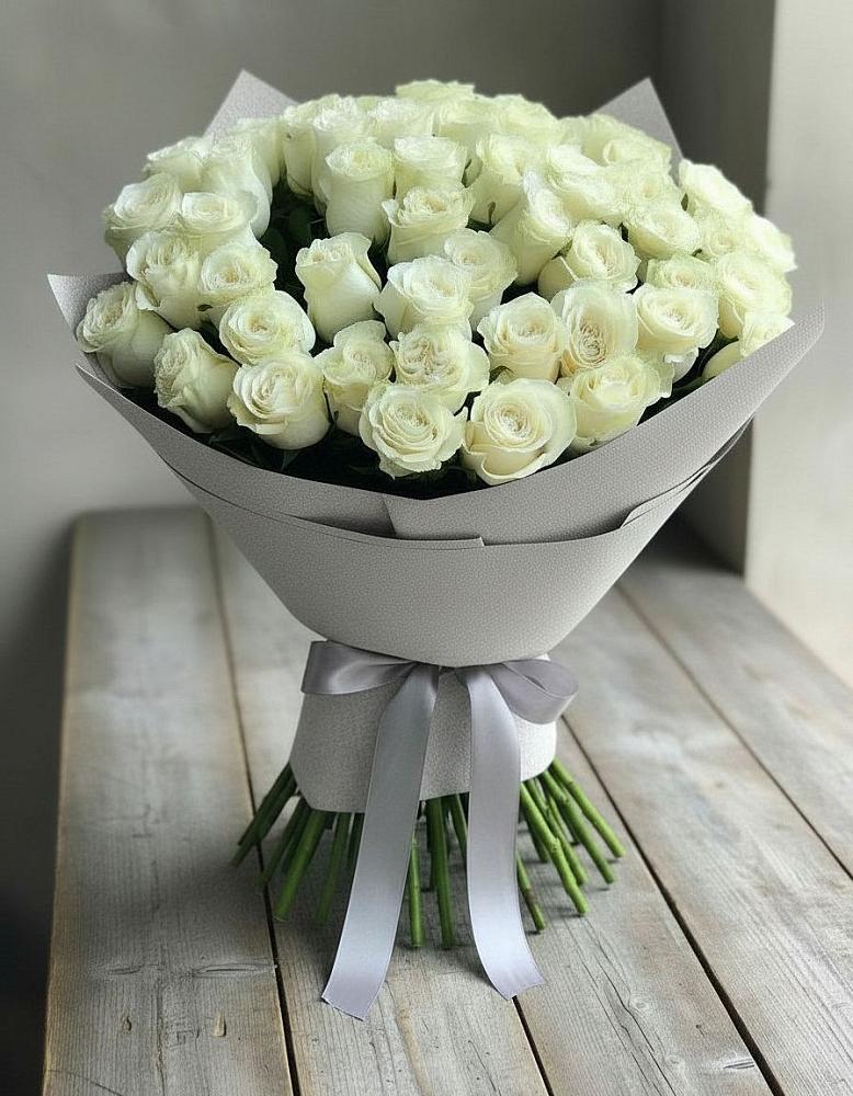Букет 35 Белых роз в Лермонтове