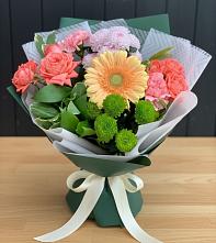 Букет цветов из:  Гвоздики, Розы, Герберы и Хризантемы #REPLACE_PRED# Лермонтове