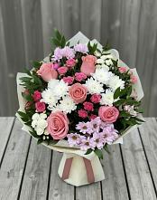 Букет цветов из:  Альстромерии, Гвоздики, Розы и Хризантемы в Лермонтове