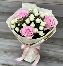 Букет цветов из:  Розы в Лермонтове